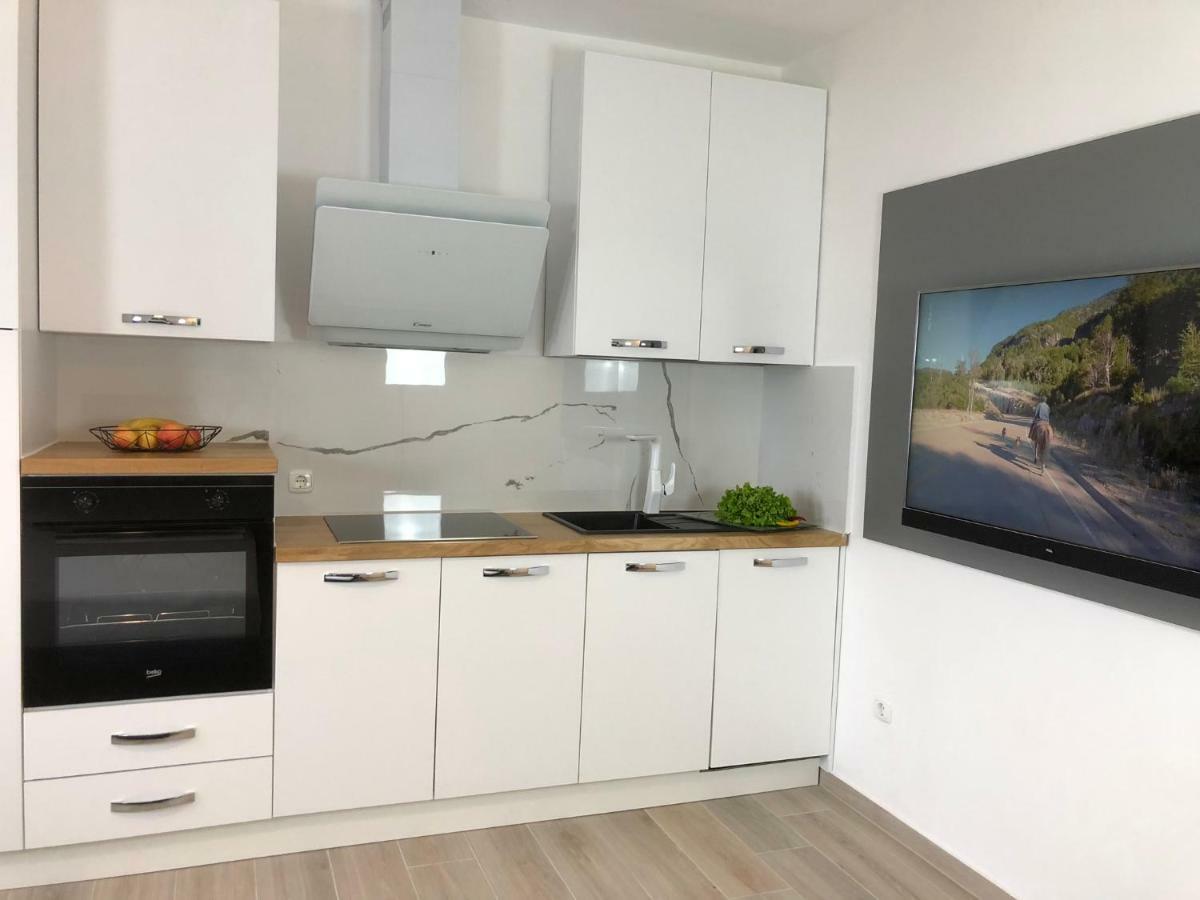 Apartment Ucka *